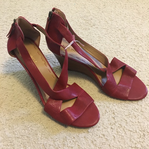 Nine West Shoes - Nine West red straps wedges